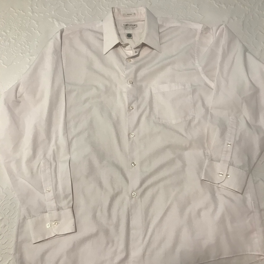 White Van Heusen Poplin dress shirt size 17/34/35